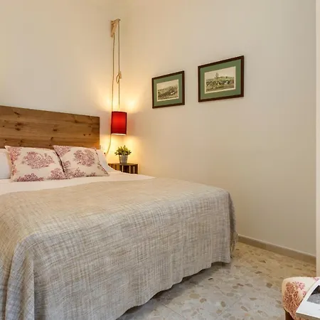 Apartment Misterhost Alameda Mercado De Feria Ii Seville